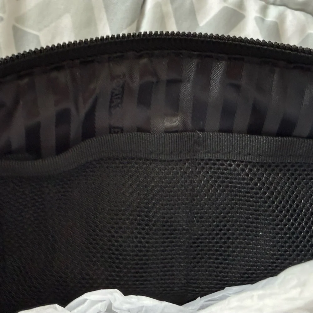 New Victoria's Secret soft zip make up bag